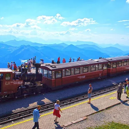Jugendgaestehaus *