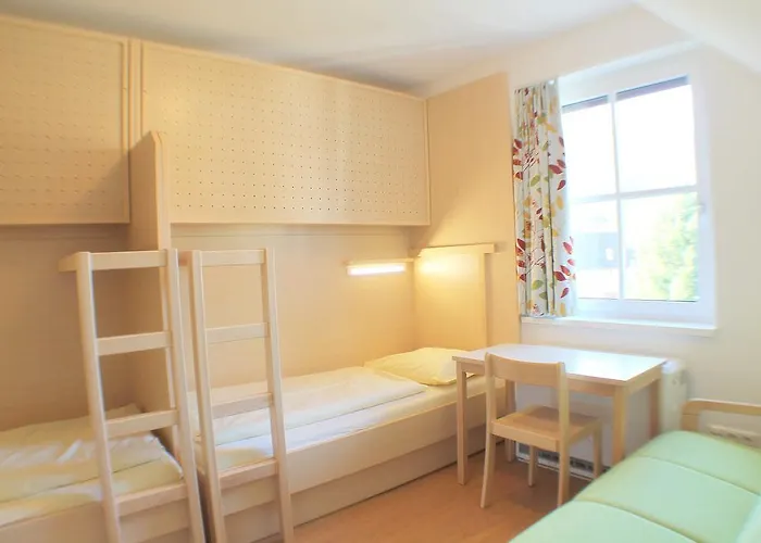 Hostel Jugendgaestehaus *